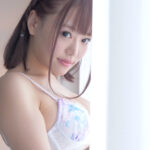 ＜痴女＞ 大人気女優 浜崎真緒ちゃんのM男くすぐり地獄！！ 【高画質】