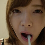 ＜痴女＞ 一条みおの咀嚼・歯口内舌ベロ観察・手コキフルコース！ 【高画質】