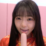 ＜痴女＞ 人気女優 泉りおんチャンの初々しい顔舐めプレイ！！！ 【高画質】