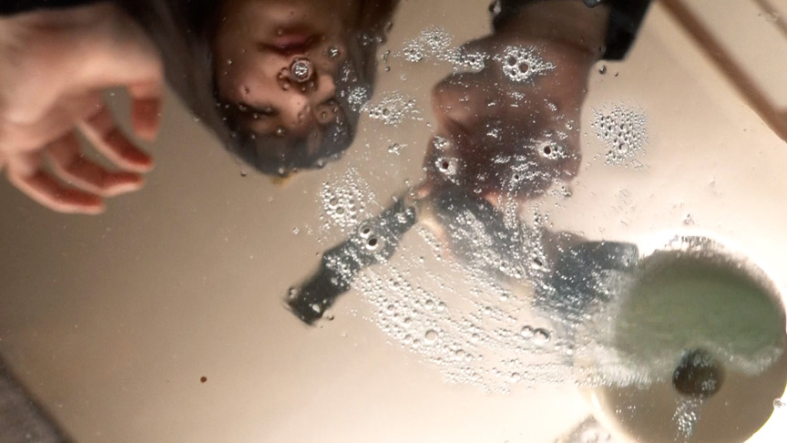 ＜痴女＞ 犬嗅ぎエロむち娘 潮吹き、ゆきほちゃん編 【高画質】