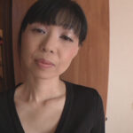 ＜痴女＞ お母さんがオシッコ手伝ってあげる2 【高画質】