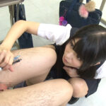 ＜痴女＞ 真面目女子校生がチ○ポをバカにしながらセンズリ鑑賞 【高画質】