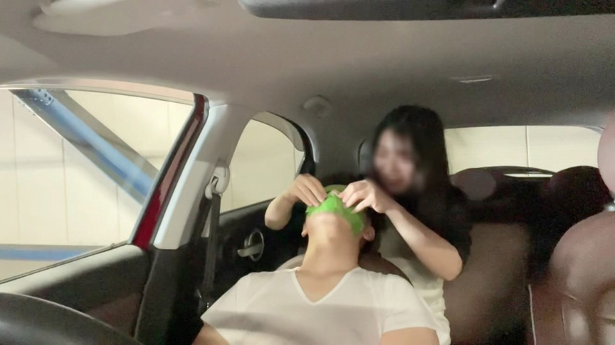 ＜痴女＞ 【顔面ガムテープ】【車内で顔面唾液まみれ】 【高画質】