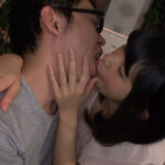 ＜痴女＞ 小便彼女 僕の彼女はメンヘラ小便痴女 白咲碧 【高画質】