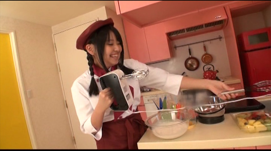 ＜痴女＞ 本日開店！おしっこケーキ屋さん さとう愛理 【高画質】