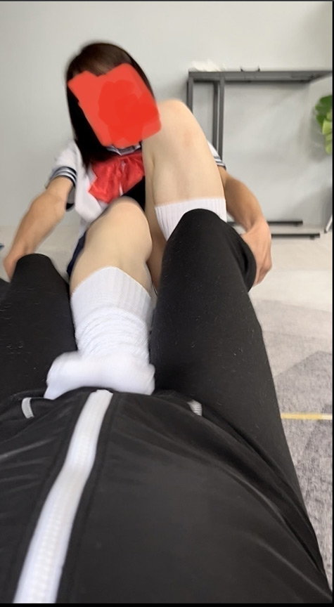 ＜痴女＞ 電気アンマショート動画 梨央ちゃん 1 【高画質】