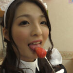 ＜痴女＞ 強制食糞メイドカフェ 綾瀬もも乃 【高画質】