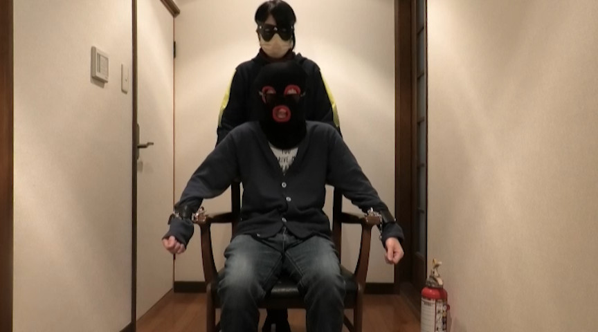 ＜痴女＞ 拘束椅子でまたもや長時間くすぐられたM男 【高画質】