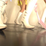 ＜痴女＞ ストレッチブーツ＆ニーソックスの酢酸蒸臭製造現場 【高画質】