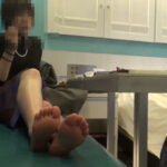 ＜痴女＞ 情けないM男を見下して踏みにじる生保レディ様 【高画質】