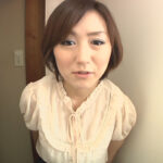 ＜痴女＞ お母さんがオシッコ手伝ってあげる3 【高画質】