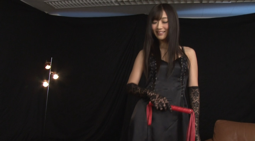 ＜痴女＞ 大槻ひびきのペットにされて何度も射精させられた。 【高画質】