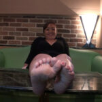 ＜痴女＞ 足裏コキM男クラッシュ責め 有奈めぐみ 白石陽菜 【高画質】