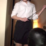 ＜痴女＞ 【縦動画】DL限定！ 踏み踏みM男狩り三連発！ 【高画質】