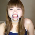 ＜痴女＞ 女子大生の小さな口腔鑑賞とネバ唾顔舐めパンスト手コキ 【高画質】