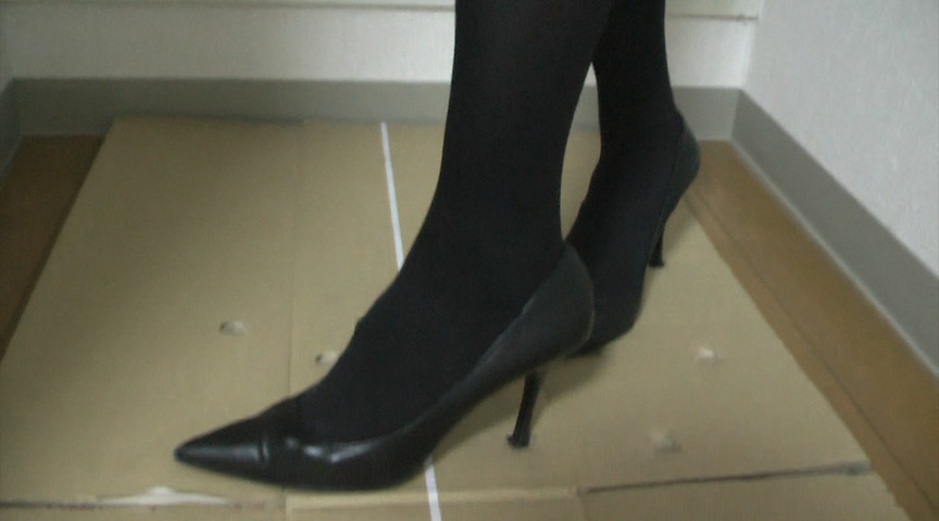 ＜痴女＞ ヒール踏み責め3 【高画質】