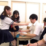 ＜痴女＞ 逆時間停止学園 身動き出来ない僕を弄ぶ痴女たち 【高画質】