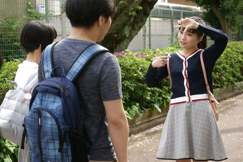 ＜痴女＞ えっ！マジここで？クールな眼差しで僕を痴女ってくる！ 【高画...