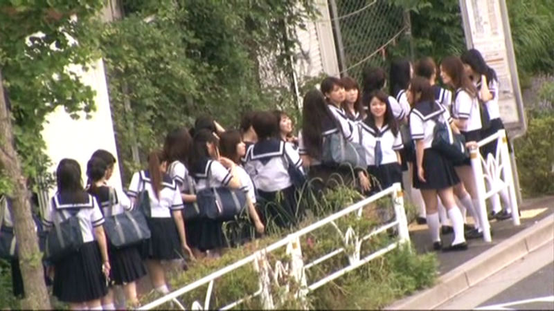 ＜痴女＞ 女子校通学バスに乗り込んで生でヤられた1 【高画質】