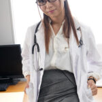 ＜痴女＞ 女医 高美はるか-私に抜かせて- 【高画質】