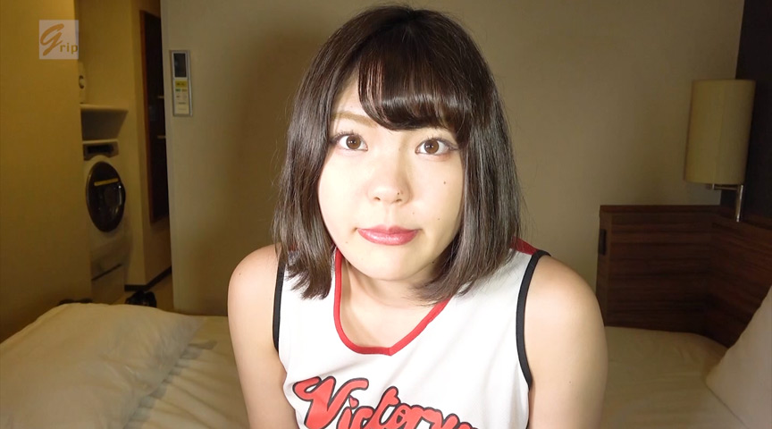 ＜痴女＞ 口腔美人娘の超ドS淫語罵倒と大連発唾吐き 【高画質】