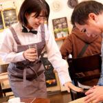 ＜痴女＞ 唾液ダラダラ接吻痴漢 シャブり舐めつくす痴女従業員2 【高画質】