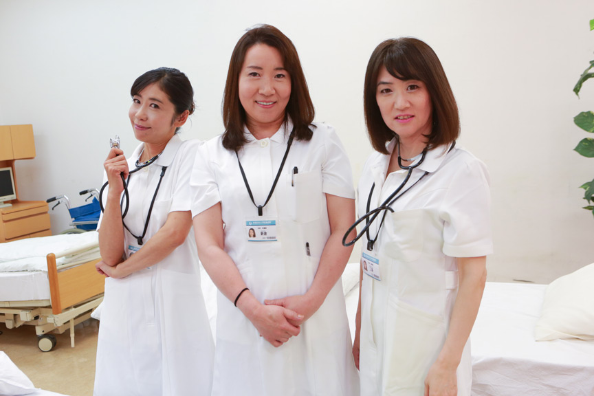 ＜痴女＞ 色っぽい五十路看護師しかいない病院に入院したら 【高画質】