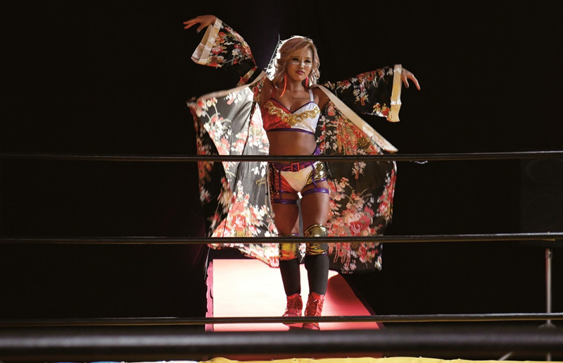 ＜痴女＞ ド痴女プロレスラー YUNI 【高画質】