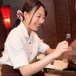 ＜痴女＞ 剃毛してからおしゃぶりしてくれるお姉さんのお仕事 【高画質】