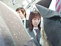 ＜痴女＞ 間違えたフリして通学バスに乗り込んでヤられた2 【高画質】