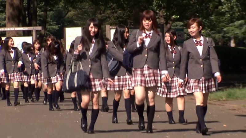 ＜痴女＞ 女子校通学バスに乗り込んで生でヤられた2 【高画質】