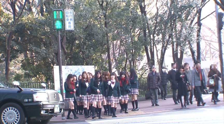 ＜痴女＞ 女子校通学バスに乗り込んで生でヤられた3 【高画質】