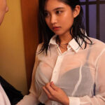 ＜痴女＞ 雨宿りNTR 突然の豪雨でずぶ濡れW不倫 五十嵐なつ 【高画質】