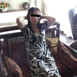 ＜痴女＞ 犬嗅ぎ美魔女 チンポの臭いでトランスする熟女 【高画質】