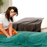 ＜痴女＞ 中出しまでさせるエステティシャン7 黒髪巨乳Uさん 【高画質】