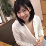 ＜痴女＞ 週末、お隣の娘さんは一人でお留守番中です… ひかる 【高画質】