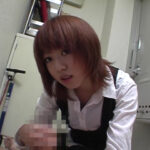 ＜痴女＞ 愛しの若妻とお姉さんが乳首責めと手コキでヌイてあげる 【高画質】