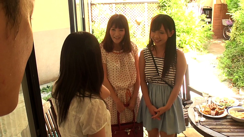 ＜痴女＞ 若妻の食事に媚薬をフリかけたらチ○ポを欲しがった 【高画質】