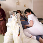 ＜痴女＞ 僕の絶倫チ○ポに惚れちゃった性欲モンスター看護師 【高画質】