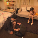 ＜痴女＞ ニンゲン観察 ノーパン痴女にチ○ポを味見された 【高画質】