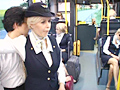 ＜痴女＞ 金髪CA専用送迎バスに乗り込んだらヤられた 【高画質】
