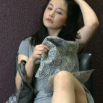 ＜痴女＞ 閉経熟女たちの暗闇の痴漢痴女映画館 【高画質】