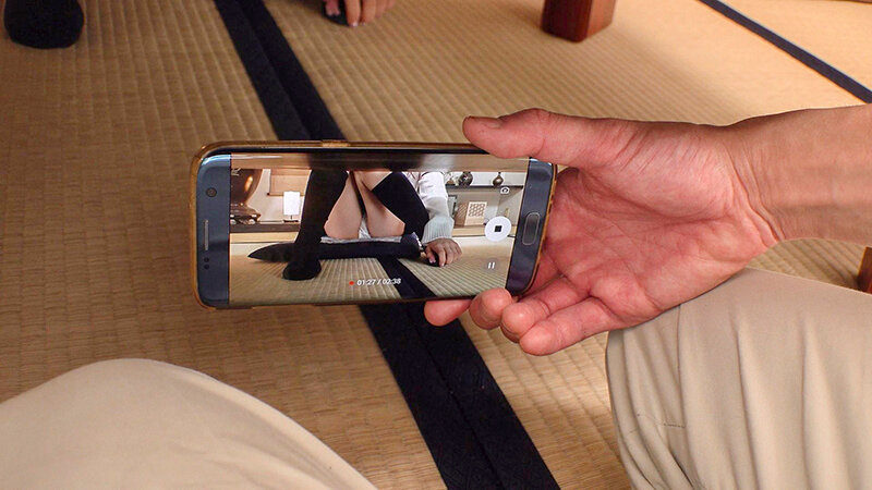 ＜痴女＞ 挑発しながら寸止めしてくる小悪魔ギャル 斎藤あみり 【高画質...