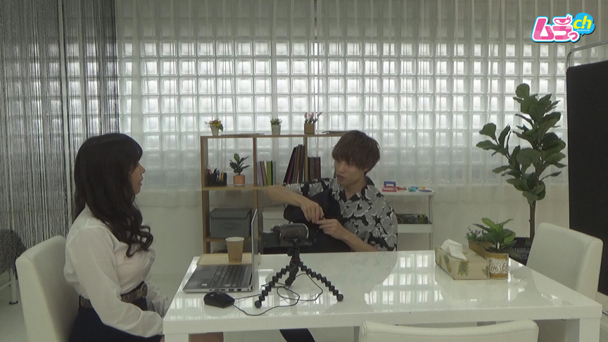 ＜痴女＞ 女AV監督の素人チ○ポハンティング （1）横山くん 【高画質...