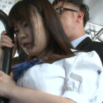 ＜痴女＞ 女子校通学バスに乗り込んでヤられた おっぱい女子校生 【高画質】