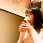 ＜痴女＞ 素人女子が痴女化！ナヨ男のチ○ポを貪り尽くす 【高画質】