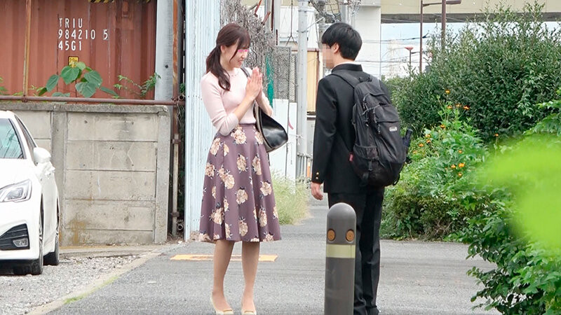 ＜痴女＞ 仲良しママ友対抗！童貞逆ナンパ射精バトル！！ 【DUGA】