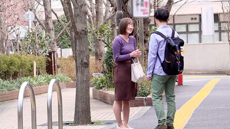 ＜痴女＞ 絶倫巨乳妻と童貞男子がラブホからの脱出に挑戦！2 【DUGA...