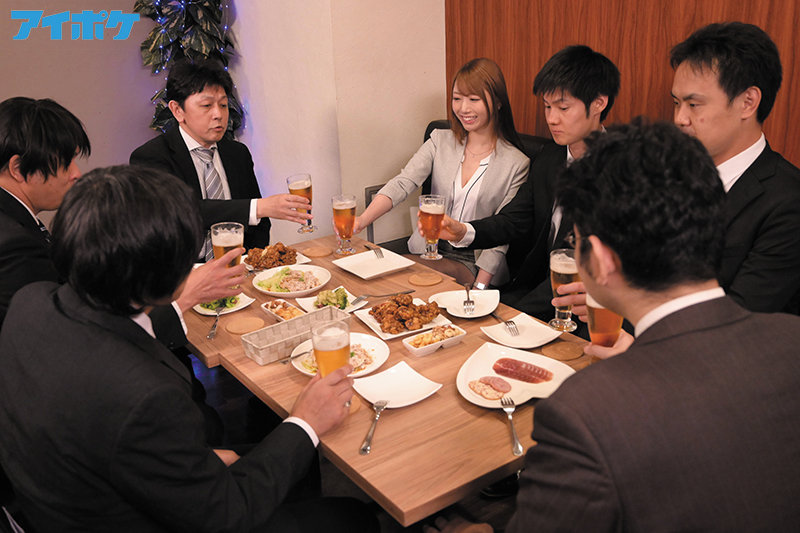 【痴女】 「ホテルで休憩しよっか？」 新入社員歓迎会で酔いつぶれた僕が...