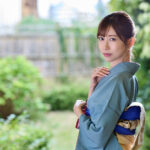 【痴女】 居候先の清楚な美人女将は大の年下好きな中出し回数でボクのバイト代を決める魔性のオンナでした 黒川すみれ ＜FANZA＞